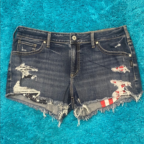 Silver Jeans Blue Distressed Jean Shorts with Flag Design - Picture 1 of 4